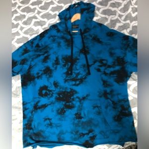 No Boundary S\S Sweatshirt w/ hood and drawstring. TieDye Blue. 3XL.  Light use